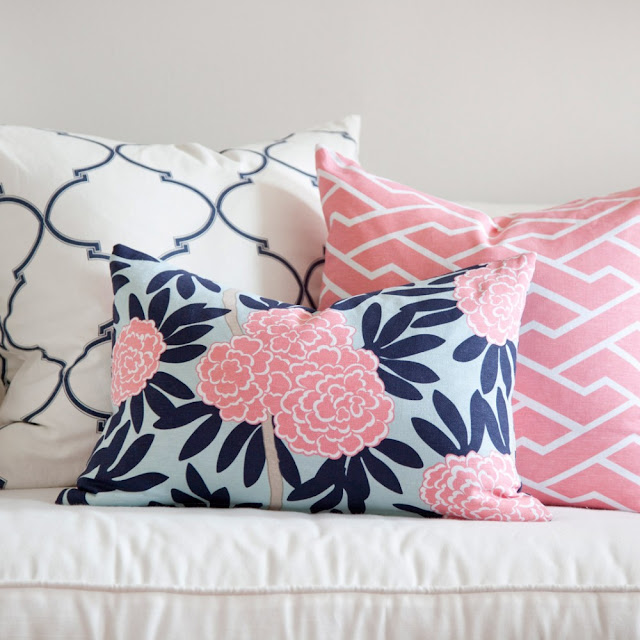 Blue and Pink Bedroom Ideas for Girls. Such cute ideas! entirelyeventfulday.com